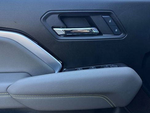 Certified 2024 Chevrolet Colorado ZR2 w/ Safety Package image 11