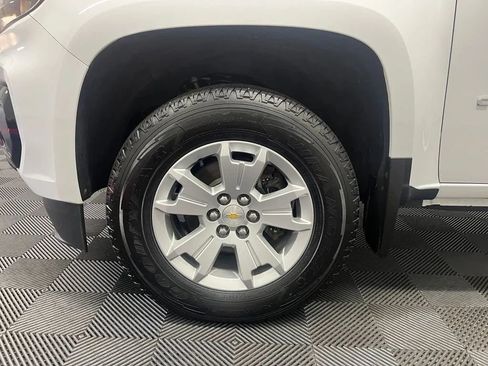 Used 2022 Chevrolet Colorado LT w/ LT Convenience Package AWD/4WD image 28