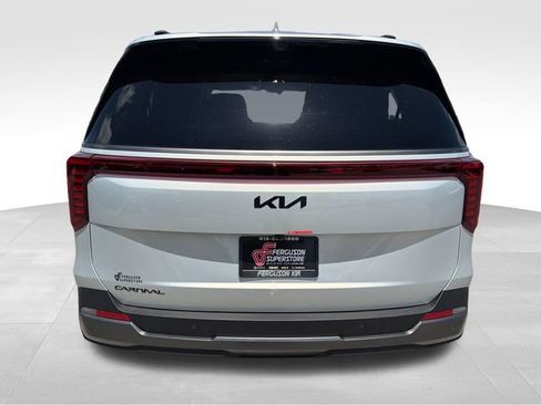 New 2026 Kia Carnival SX Prestige FWD image 6