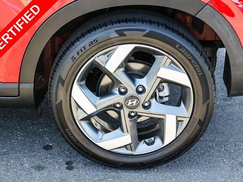 Certified 2023 Hyundai Venue Limited FWD image 8