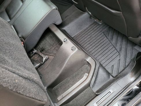 Used 2018 Chevrolet Colorado ZR2 AWD/4WD image 32