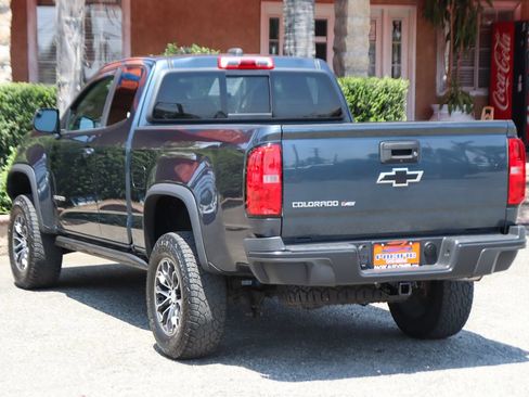 Used 2019 Chevrolet Colorado ZR2 w/ ZR2 Dusk Special Edition AWD/4WD image 6