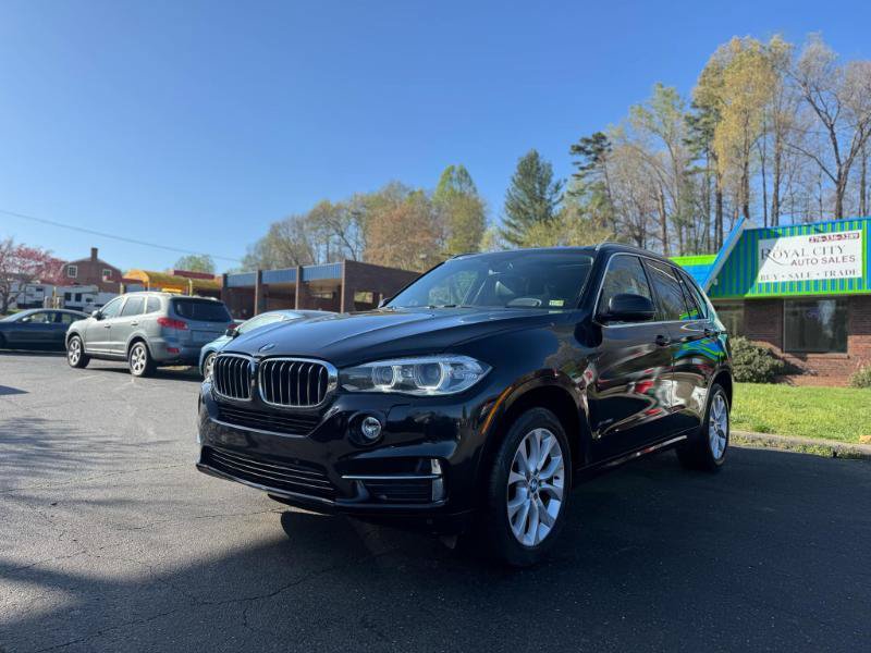Used 2014 BMW X5 xDrive35i w/ Luxury Line AWD/4WD image 1