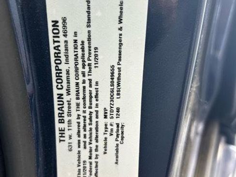 Used 2020 Toyota Sienna XLE w/ XLE Navigation Package image 30