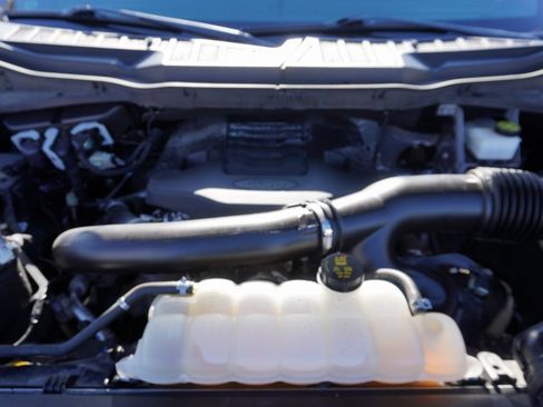 Certified 2022 Ford F150 Platinum w/ Equipment Group 701A High image 28