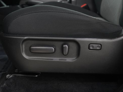 Used 2022 Toyota Tacoma TRD Sport AWD/4WD image 26