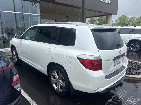 Used 2008 Toyota Highlander Sport AWD/4WD image 3