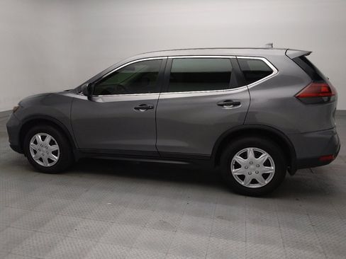 Used 2018 Nissan Rogue S FWD image 3