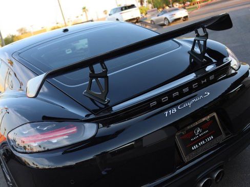 Used 2017 Porsche 718 Cayman S RWD image 65