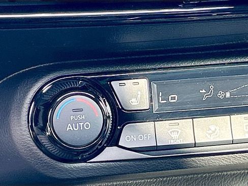 New 2026 Nissan Kicks SV w/ SV Premium Package FWD image 14