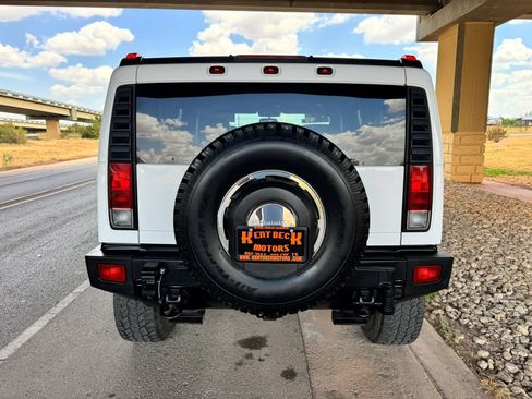 Used 2005 HUMMER H2 w/ Preferred Equipment Group AWD/4WD image 4