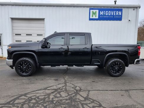 Used 2025 Chevrolet Silverado 2500 LT w/ All Star Edition image 2