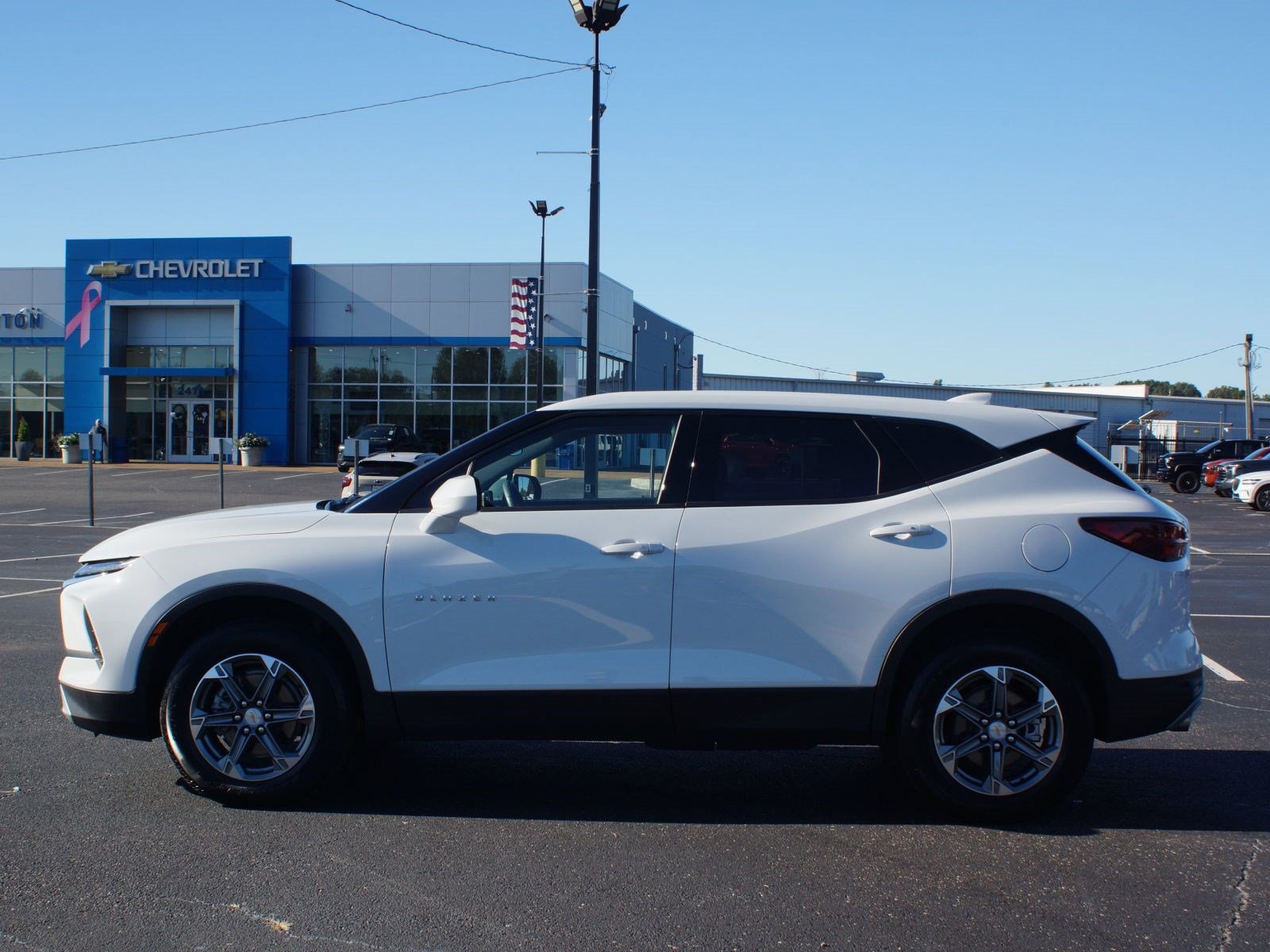 Used 2026 Chevrolet Blazer LT FWD image 12