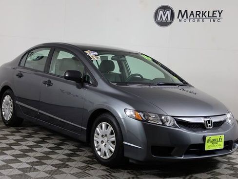 Used 2010 Honda Civic DX-VP image 1