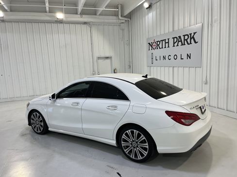 Used 2018 Mercedes-Benz CLA 250 image 19