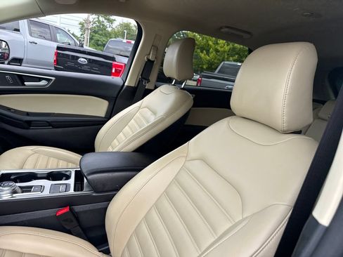 Used 2024 Ford Edge SEL w/ Convenience Package AWD/4WD image 23