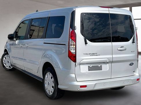 Used 2022 Ford Transit Connect XLT FWD image 4