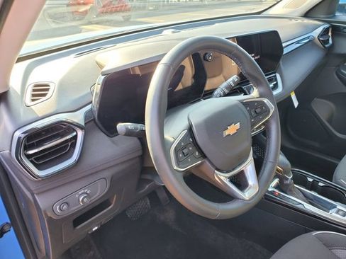 Certified 2024 Chevrolet TrailBlazer LT w/ LT Cold Weather Package FWD image 20