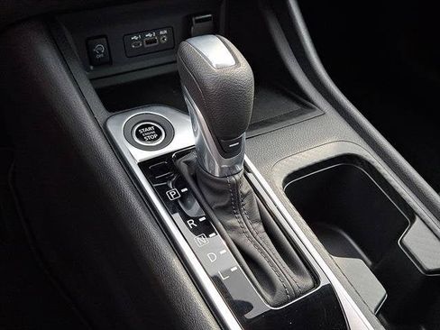 Certified 2025 Nissan Sentra SV w/ Trunk Package FWD image 16