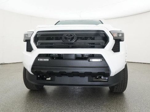 New 2025 Toyota Tacoma SR5 image 31