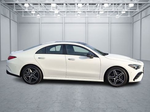 Certified 2025 Mercedes-Benz CLA 250 4MATIC image 7