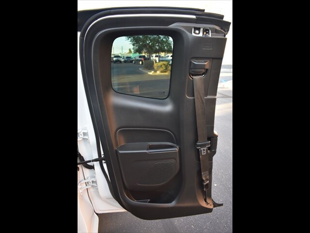 Used 2020 Chevrolet Colorado W/T w/ WT Convenience Package RWD image 22
