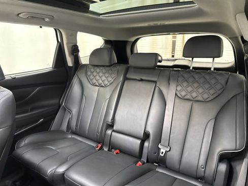 Used 2022 Hyundai Santa Fe Limited image 13