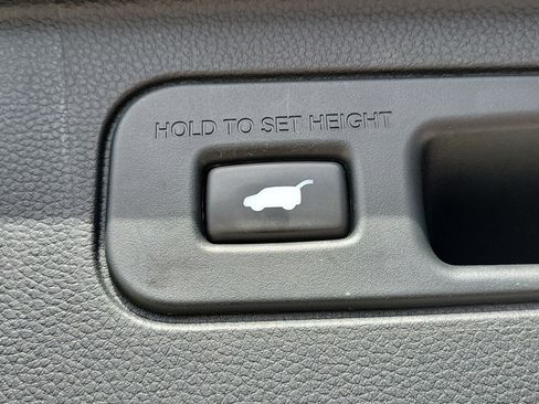Used 2023 Honda Pilot EX-L image 19