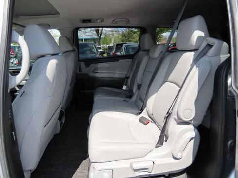 Certified 2023 Honda Odyssey EX-L image 12