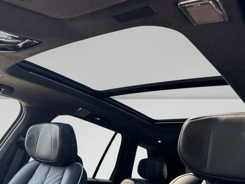 New 2027 Cadillac Vistiq Sport w/ LPO, Floor Liner Package AWD/4WD image 9