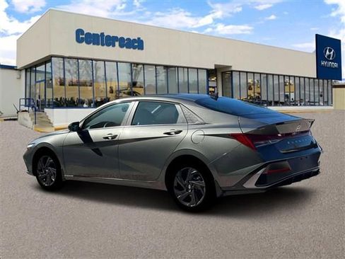 New 2026 Hyundai Elantra SEL Sport Premium FWD image 4