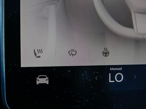 Used 2023 Tesla Model Y Long Range image 25