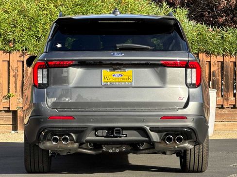 New 2025 Ford Explorer ST image 5
