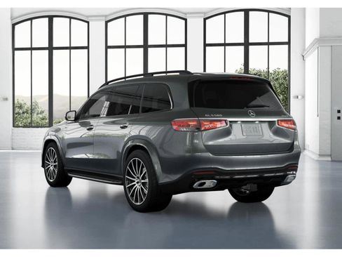 New 2026 Mercedes-Benz GLS 580 4MATIC image 40