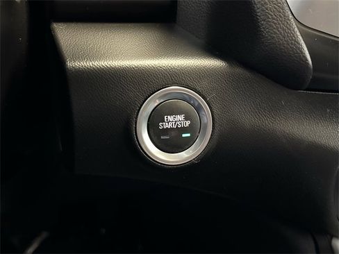 Certified 2023 GMC Terrain SLE w/ Driver Convenience Package image 17