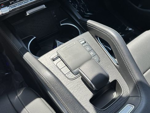 Certified 2025 Mercedes-Benz GLE 350 4MATIC image 33
