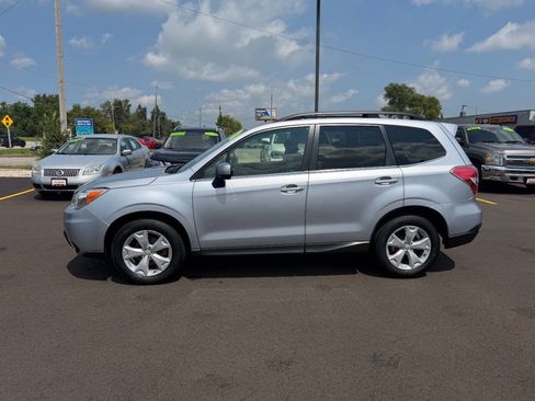 Used 2015 Subaru Forester 2.5i Limited w/ Popular Package #2 AWD/4WD image 2