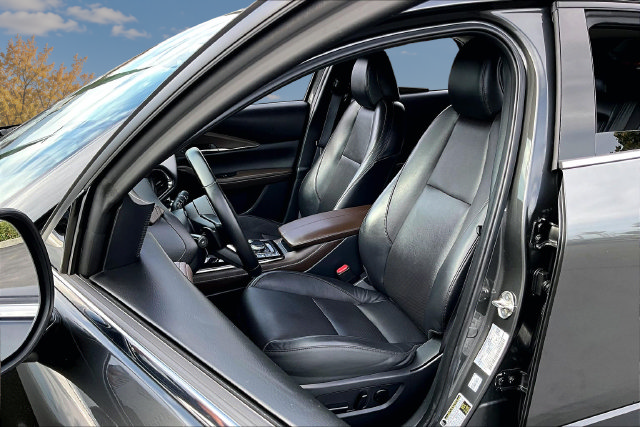 Used 2025 MAZDA CX-30 AWD 2.5 S w/ Premium Package image 21