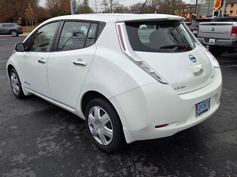 Used 2016 Nissan Leaf S w/ Charger Package image 11