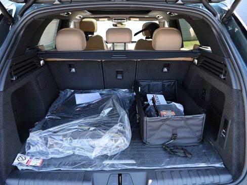 New 2026 Land Rover Range Rover Sport SE AWD/4WD image 40