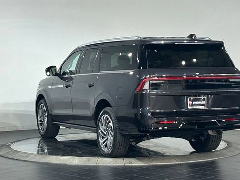 New 2027 Lincoln Navigator L Reserve AWD/4WD image 7
