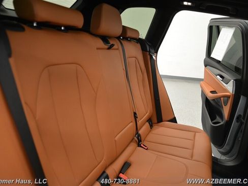 Used 2024 BMW X3 xDrive30i w/ Premium Package AWD/4WD image 27