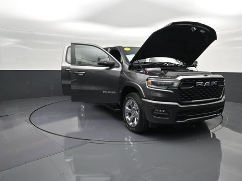 Used 2025 RAM 1500 Big Horn AWD/4WD image 32