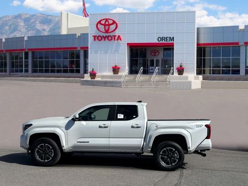 New 2026 Toyota Tacoma TRD Sport AWD/4WD image 5