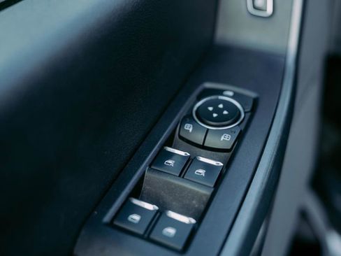 Used 2024 Ford F350 XLT image 17