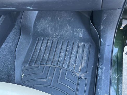 Used 2013 Toyota RAV4 Limited image 10