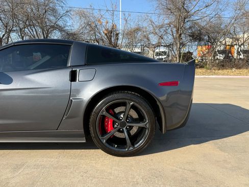Used 2011 Chevrolet Corvette Grand Sport w/ Preferred Equipment Group image 19