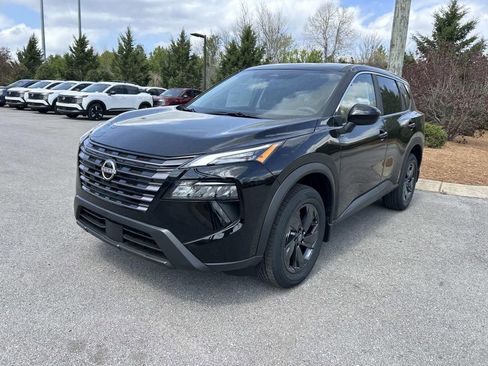 New 2026 Nissan Rogue SV FWD image 3