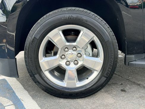 Used 2016 Chevrolet Tahoe LT w/ Luxury Package RWD image 28
