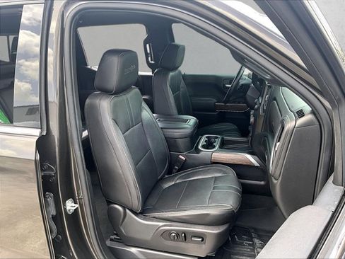 Used 2021 Chevrolet Silverado 1500 High Country w/ Technology Package RWD image 9